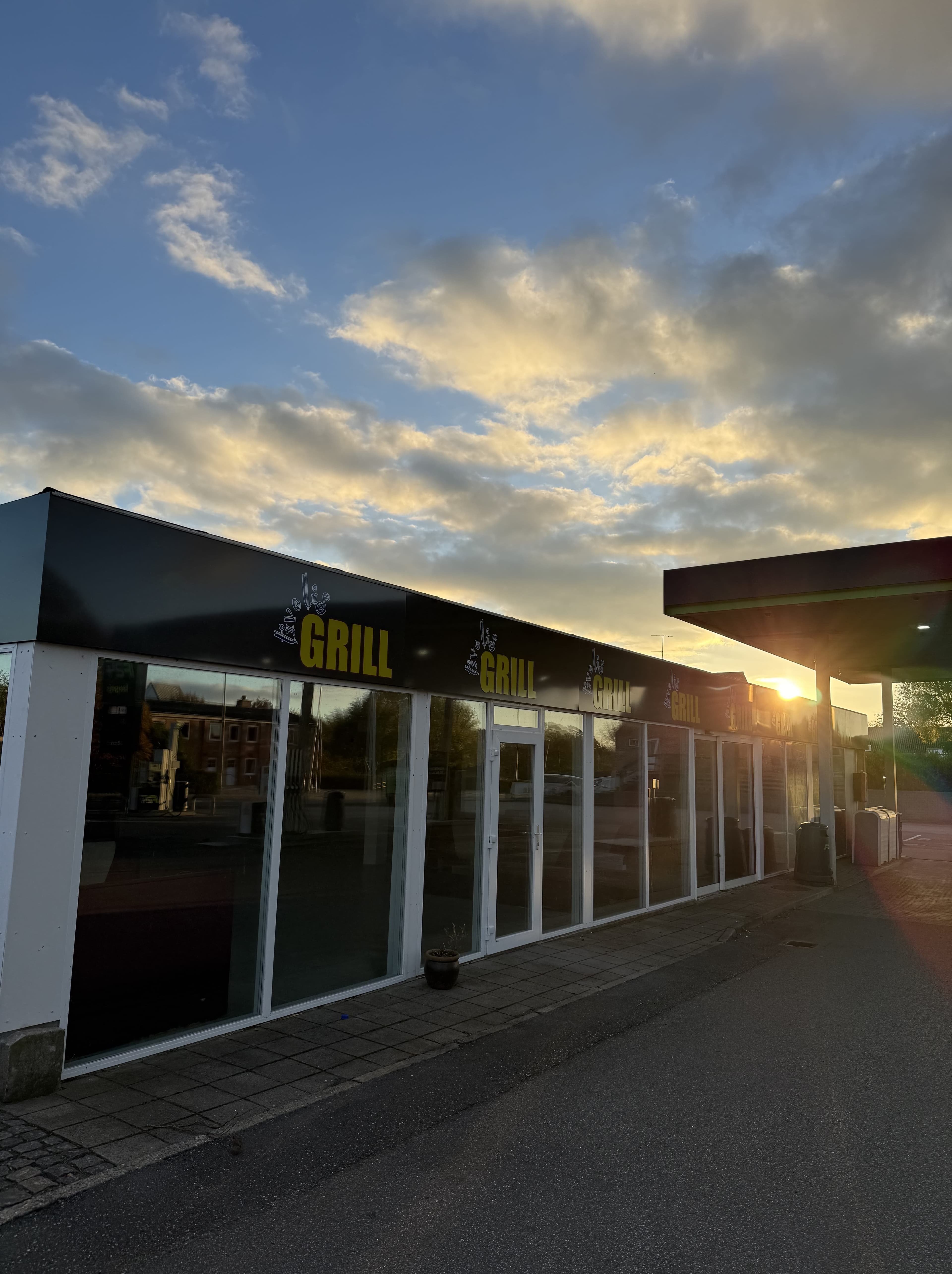 Grillområde tæt ved tankanlægget